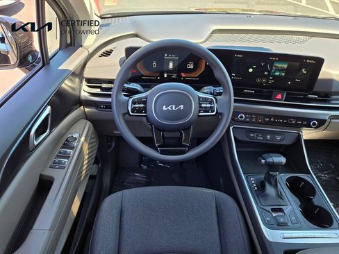 Certified 2026 Kia Carnival LX FWD image 14