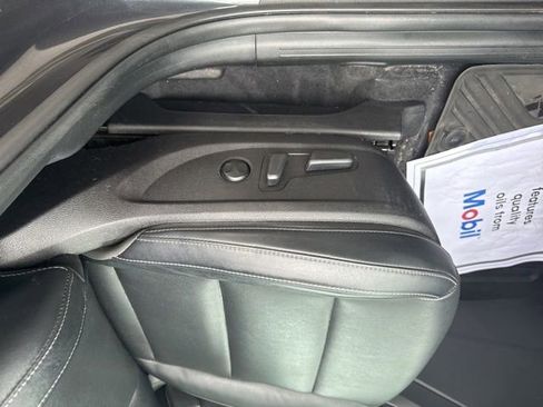 Certified 2023 Kia Telluride S w/ S Sunroof Package AWD/4WD image 17