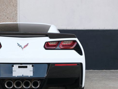 Used 2016 Chevrolet Corvette Stingray Coupe w/ 3LT Preferred Equipment Group image 17