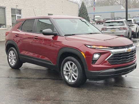 Certified 2024 Chevrolet TrailBlazer LS w/ LS Convenience Package image 3