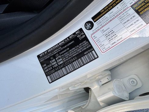 Used 2015 Mercedes-Benz C 300 4MATIC Sedan image 26