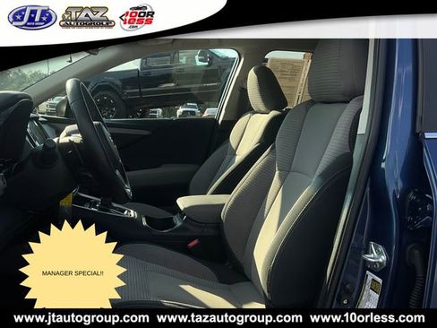 Used 2022 Subaru Outback Premium image 10