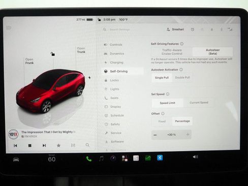 Used 2024 Tesla Model Y Long Range AWD/4WD image 31