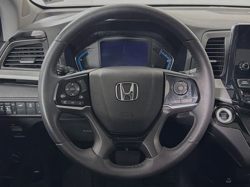 Used 2023 Honda Odyssey Touring image 15