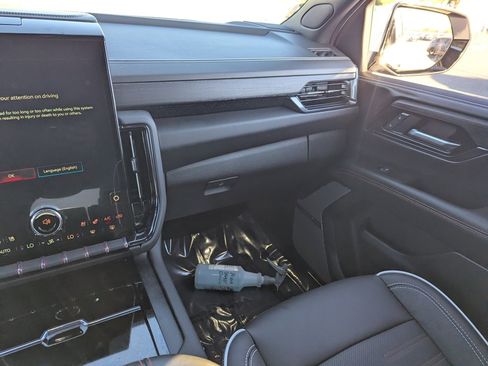 Used 2025 GMC Yukon AT4 Ultimate w/ LPO, Floor Liner Package image 21