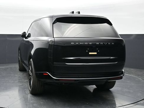Used 2024 Land Rover Range Rover Autobiography AWD/4WD image 7