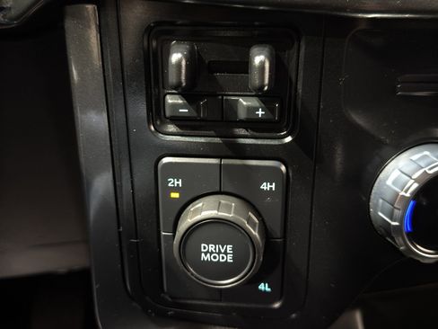 Used 2023 Ford F150 XLT w/ Equipment Group 302A High image 33