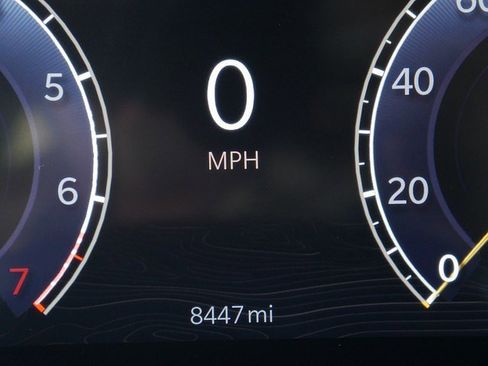 Used 2025 Jeep Grand Cherokee Altitude image 29