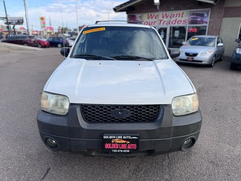 Used 2003 Ford Escape XLT image 3