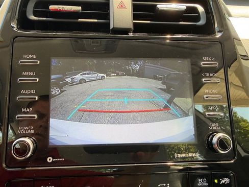 Used 2022 Toyota Prius LE FWD image 9