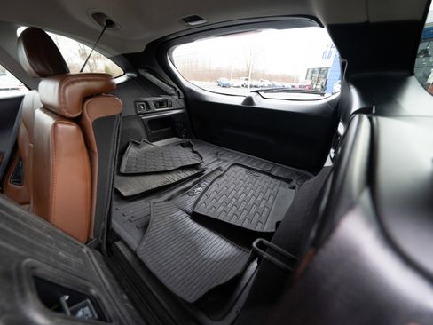 Used 2021 Subaru Outback Touring w/ Popular Package #2 image 24