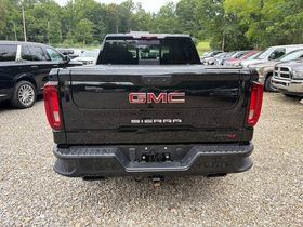 Used 2022 GMC Sierra 1500 AT4 w/ AT4 Premium Package AWD/4WD image 4
