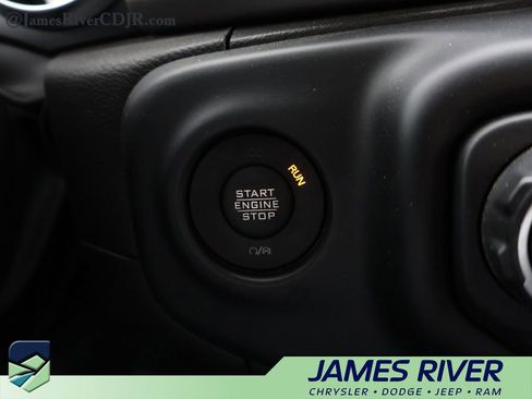 Used 2023 Jeep Wrangler Unlimited Rubicon 4xe AWD/4WD image 31
