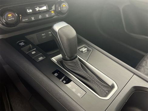 New 2026 Nissan Kicks SV image 23