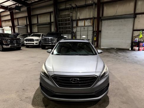 Used 2017 Hyundai Sonata Limited FWD image 10