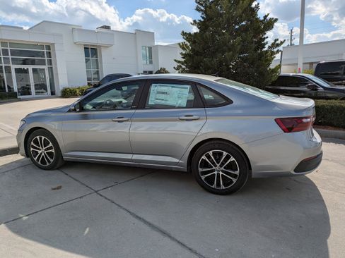 New 2026 Volkswagen Jetta Sport FWD image 7