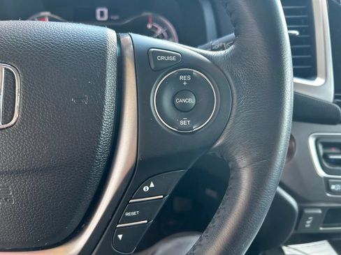 Used 2017 Honda Pilot EX-L image 10