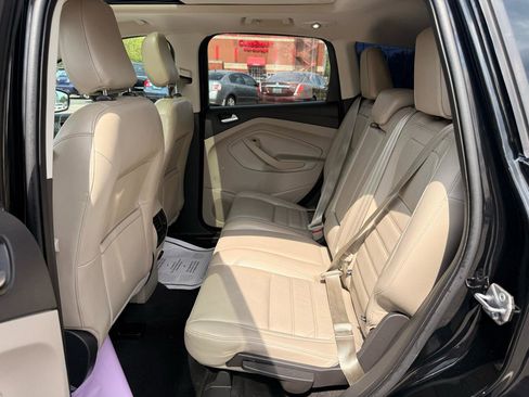 Used 2018 Ford Escape SEL w/ Ford Safe & Smart Package image 13