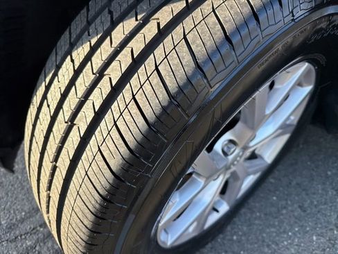 Certified 2022 Jeep Grand Cherokee Limited image 7