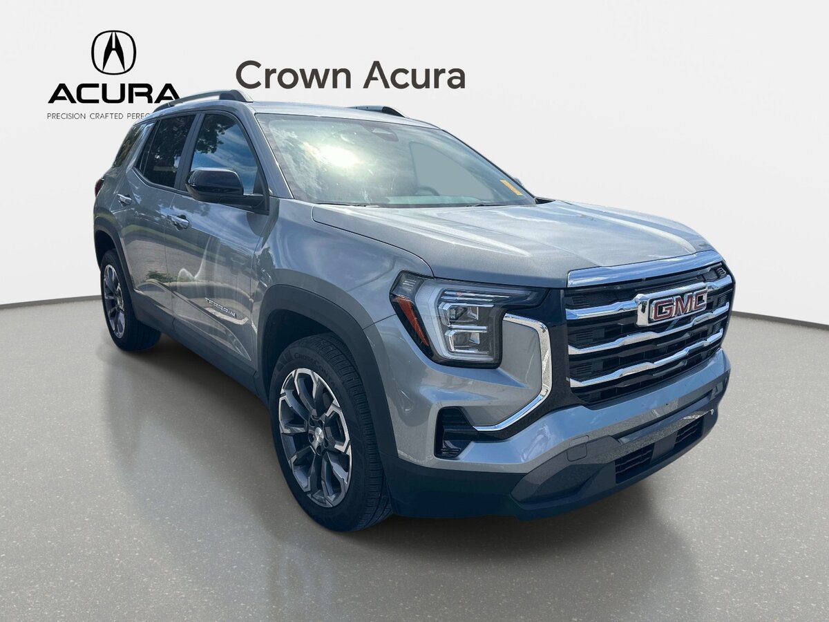 Used 2025 GMC Terrain Elevation w/ Elevation Premium Package AWD/4WD image 5