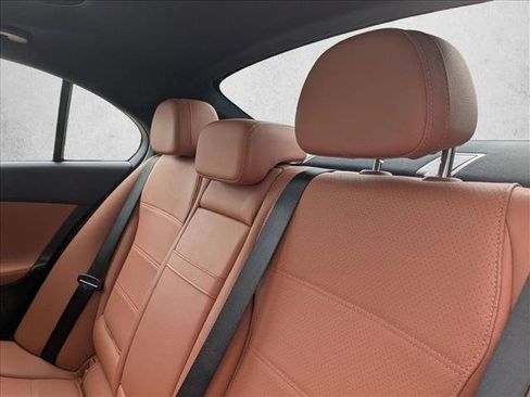 Used 2025 Mercedes-Benz C 300 Sedan image 16