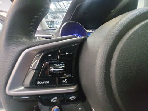 Used 2018 Subaru Outback 2.5i Limited AWD/4WD image 20