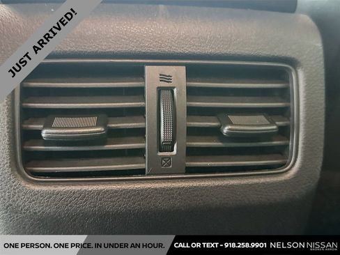 Certified 2022 Nissan Rogue SV image 23