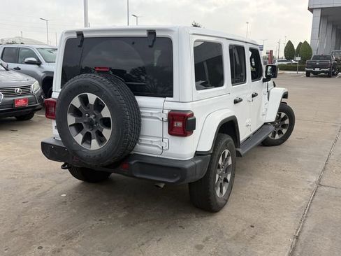 Used 2021 Jeep Wrangler Unlimited Sahara image 5