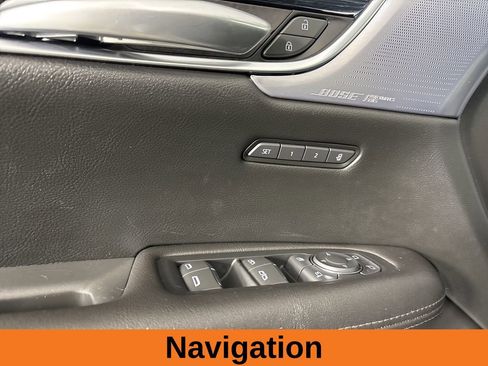 Used 2025 Cadillac XT5 Premium Luxury image 9