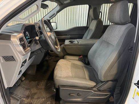 Used 2022 Ford F150 XLT w/ Trailer Tow Package AWD/4WD image 10