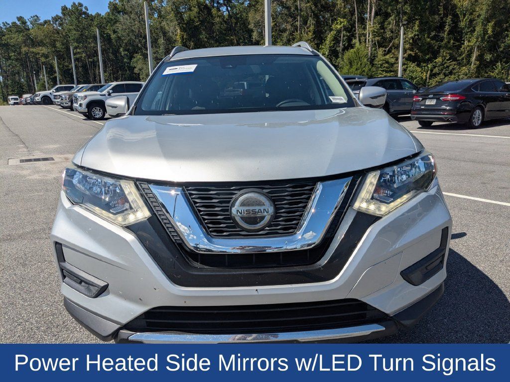 Used 2020 Nissan Rogue SV FWD image 10
