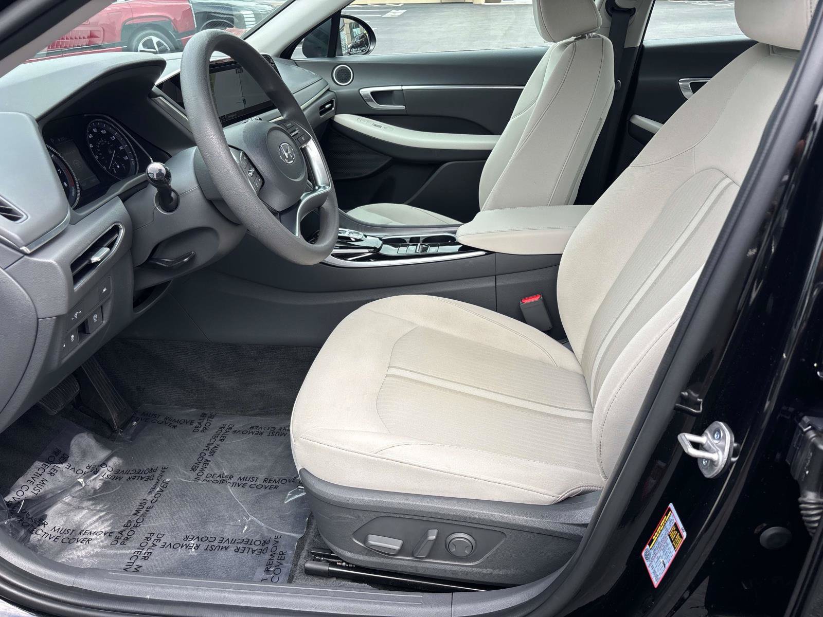 Used 2023 Hyundai Sonata SEL w/ Preferred Accessory Package FWD image 8
