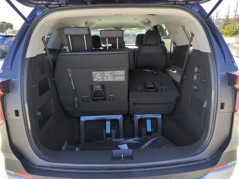 New 2026 Kia Carnival image 10