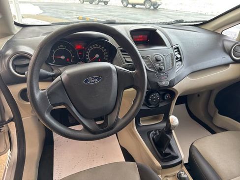 Used 2013 Ford Fiesta S image 16