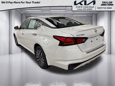 Used 2023 Nissan Altima 2.5 SV image 7