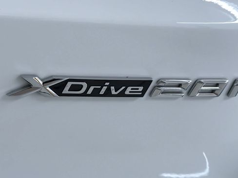 Used 2026 BMW X1 xDrive28i w/ Convenience Package AWD/4WD image 27