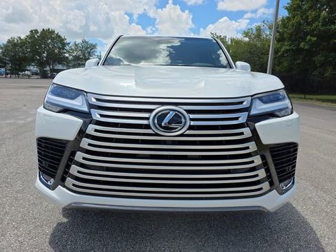 New 2026 Lexus LX 600 4WD w/ Luxury Package image 8