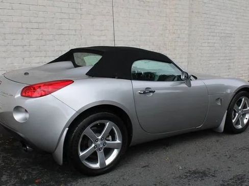 Used 2007 Pontiac Solstice GXP w/ Premium Package image 4