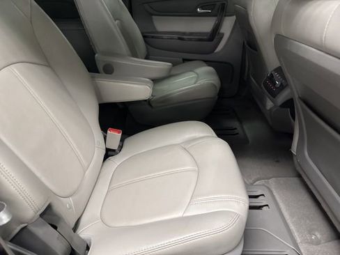 Used 2017 GMC Acadia Limited SLT image 12