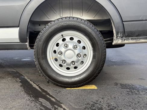 New 2026 Ford Transit 250 148 Medium Roof Extended AWD image 12