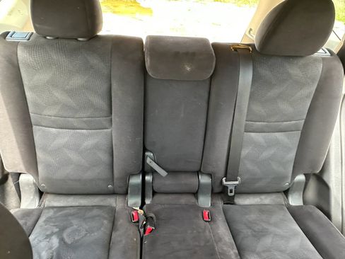Used 2014 Nissan Rogue S AWD/4WD image 15