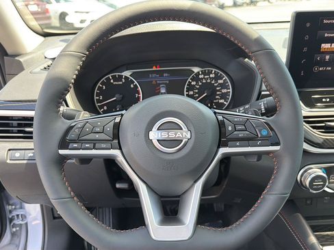 New 2026 Nissan Altima 2.5 SR w/ SR Premium Package FWD image 20