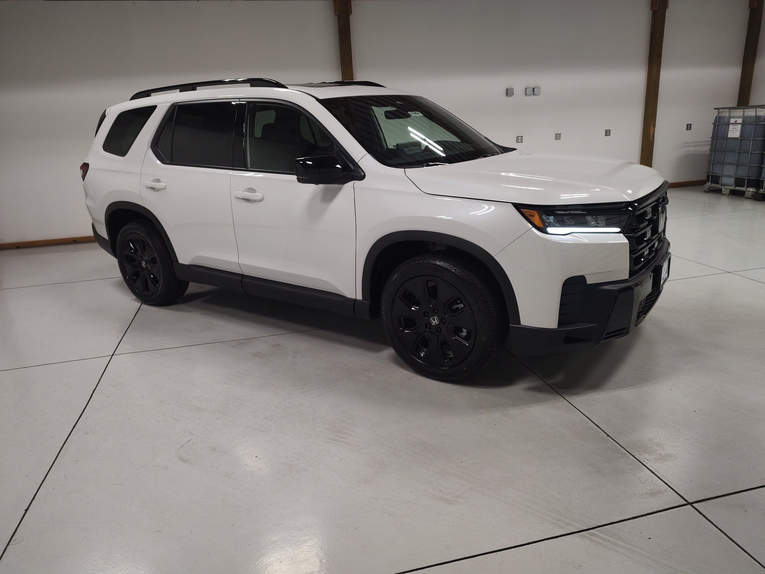 New 2026 Honda Pilot Black Edition image 2