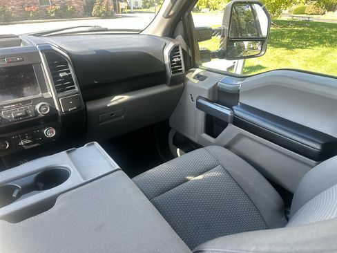 Used 2019 Ford F150 XLT w/ Equipment Group 301A Mid image 10