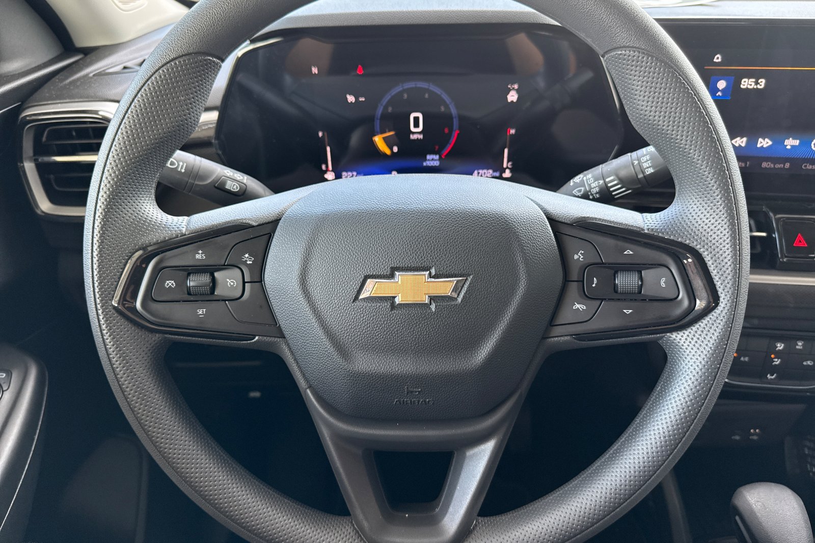 Used 2026 Chevrolet TrailBlazer LT w/ Driver Confidence Package FWD image 33