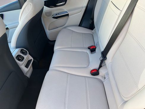 Certified 2025 Mercedes-Benz GLC 350e 4MATIC image 12