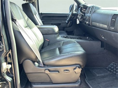 Used 2011 GMC Sierra 1500 SLE w/ Regional Value Package image 11