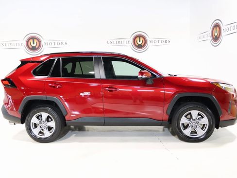 Used 2022 Toyota RAV4 XLE image 30