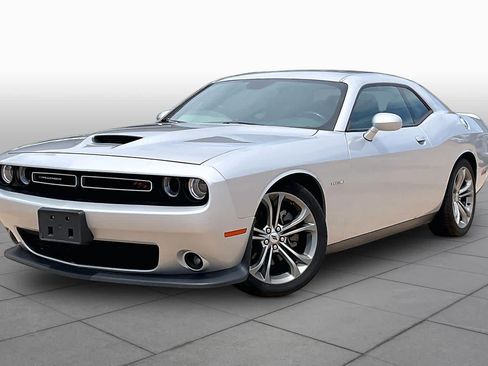 Used 2021 Dodge Challenger R/T RWD image 3