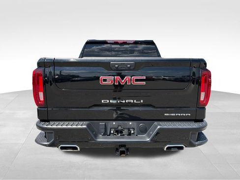 Used 2024 GMC Sierra 1500 Denali w/ Technology Package AWD/4WD image 6